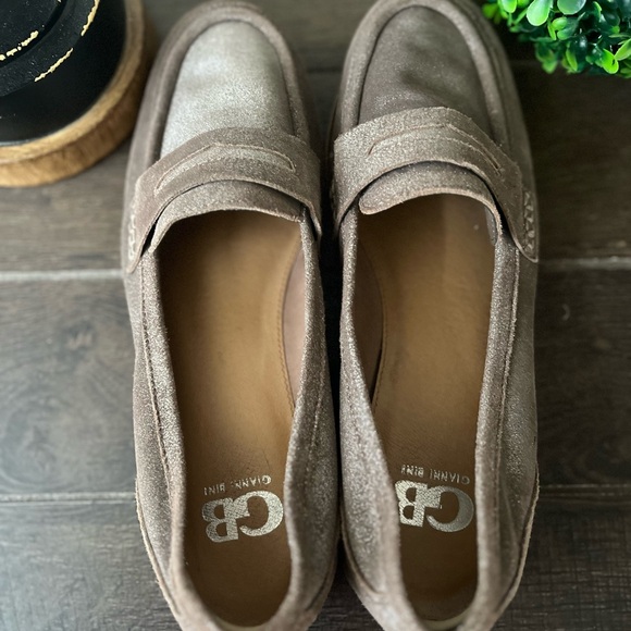 Gianni Bini Size 9.5 M Tan Brown Leather Silver Metallic Sparkle Penny Loafers - Picture 7 of 14